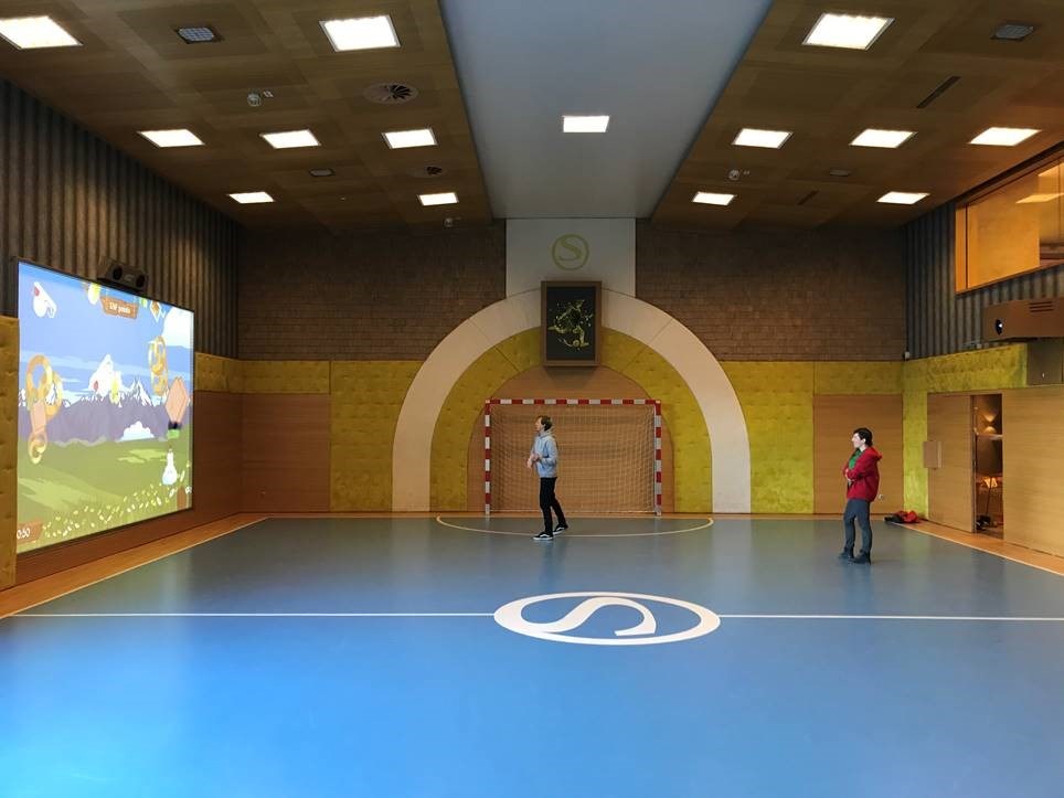 THE OPTOMA ZU660E TRANSFORMS SPORTS HALL INTO AN INTERACTIVE ARENA